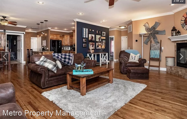 Building Photo - 3 br, 2 bath House - 7 Crosshill Cir.