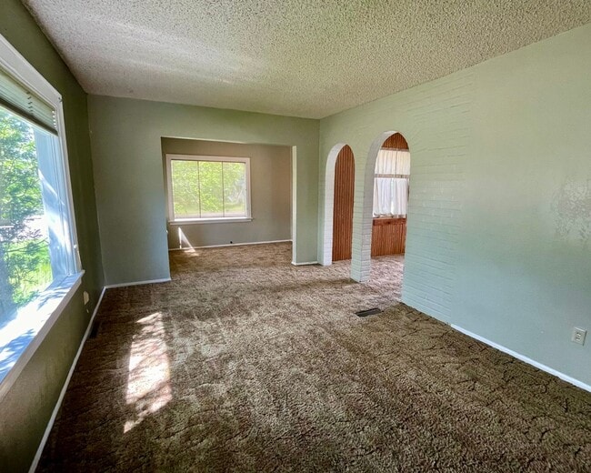 Building Photo - Corner lot home with a double car garage