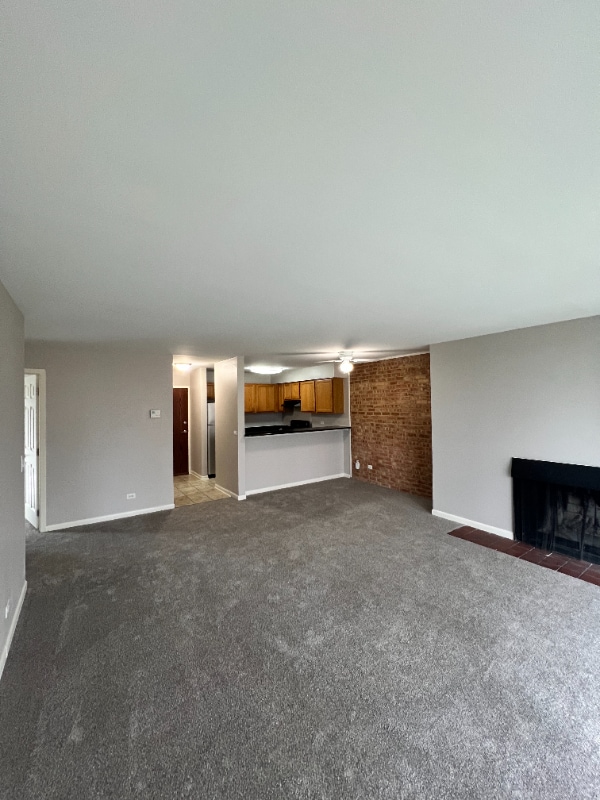 Building Photo - 5750 Abbey Dr