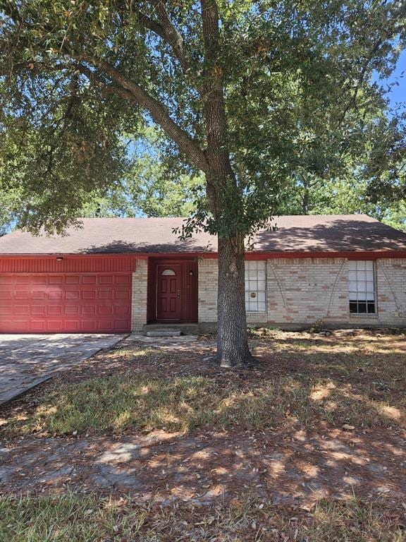 Building Photo - 2 Ollerton Ln