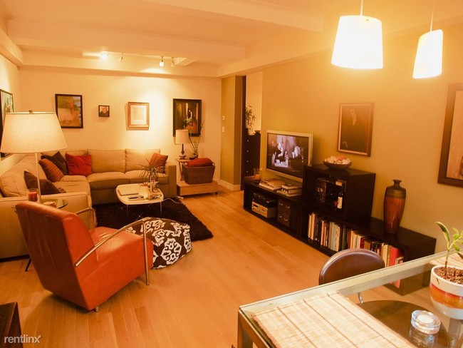 Building Photo - 1 br, 1 bath - 906 Nueces St