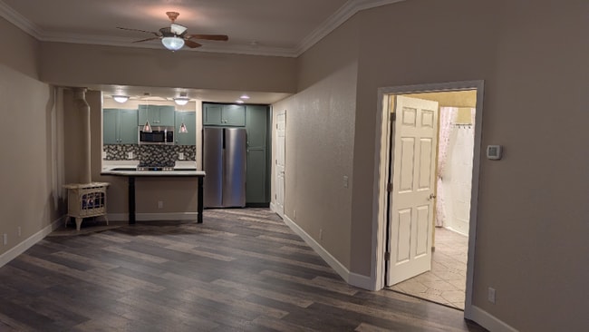 Building Photo - 12630 Thomas Creek Rd