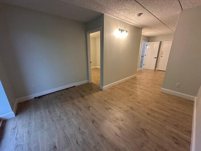 Foto del edificio - 40 Cochituate Rd