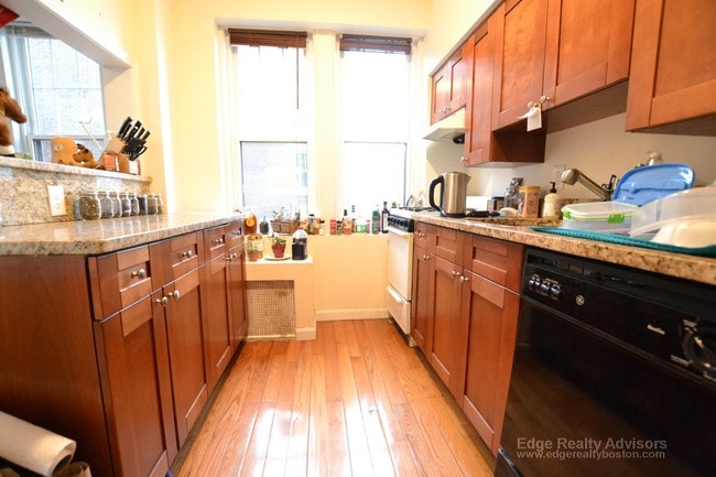 Photo - 2003 Commonwealth Ave Apartment