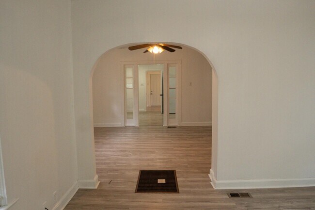 Foto del edificio - 1407 NW Jackson St