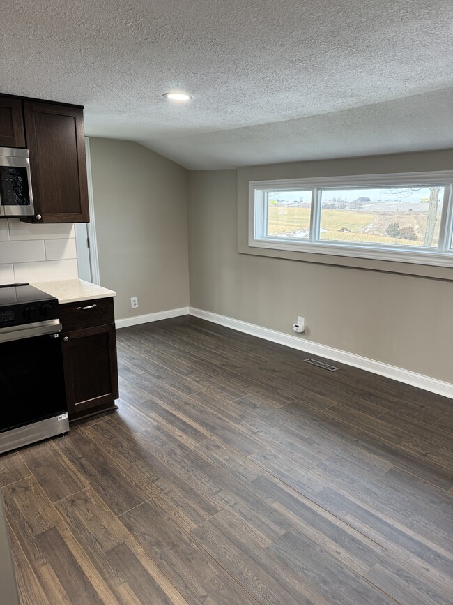 Building Photo - 25002 195th St