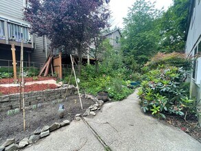Building Photo - 8020 SW 19th Ave