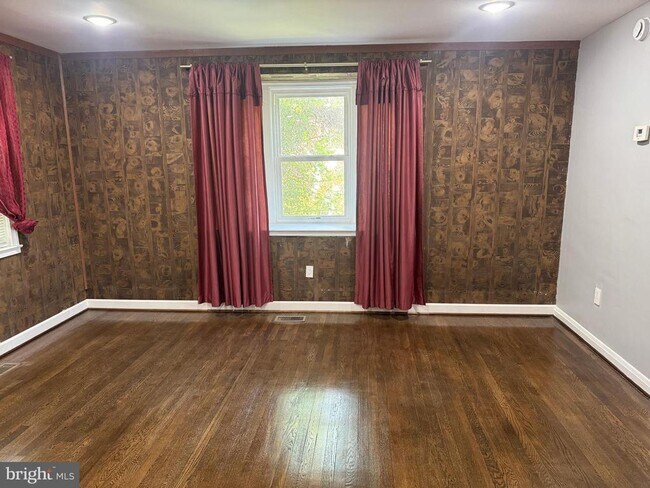 Building Photo - 5907 Loch Raven Blvd