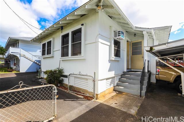 Primary Photo - 1918 Waiola St