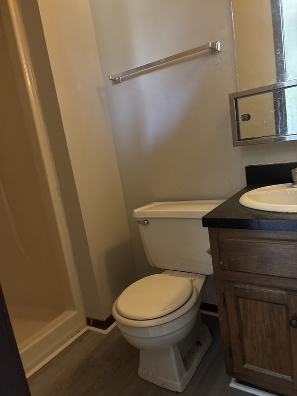 Building Photo - 1520 Oak Ridge Ln SE