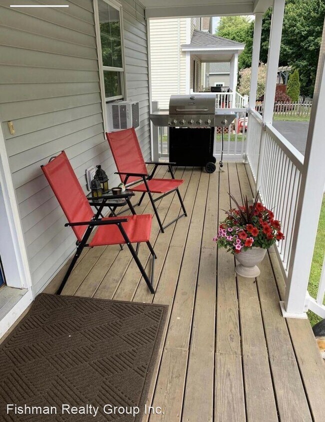 Building Photo - 3 br, 1.5 bath House - 24 Dale Ave., #2