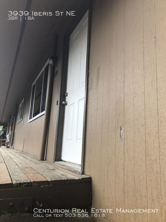 Foto del edificio - 3917-3939 Iberis St NE