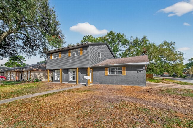 Foto del edificio - 2015 N Fisher Ct