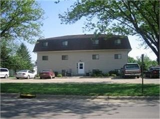 Foto principal - 1231 7th St NE