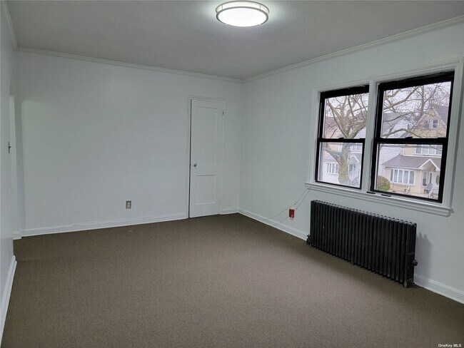 Building Photo - 116-1 Newburg St