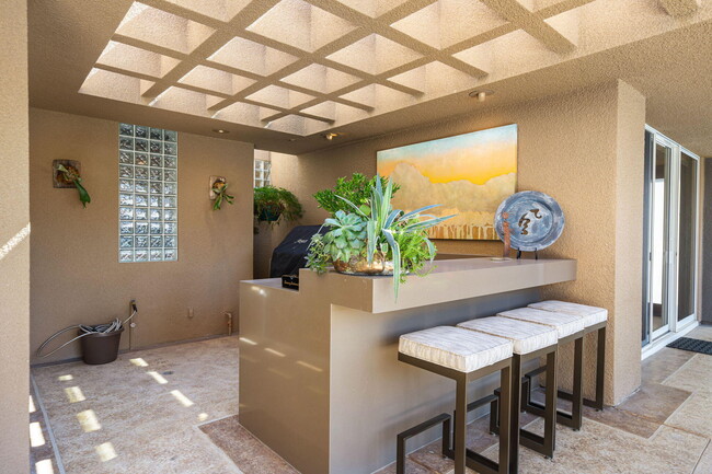 Foto del edificio - 79120 Fox