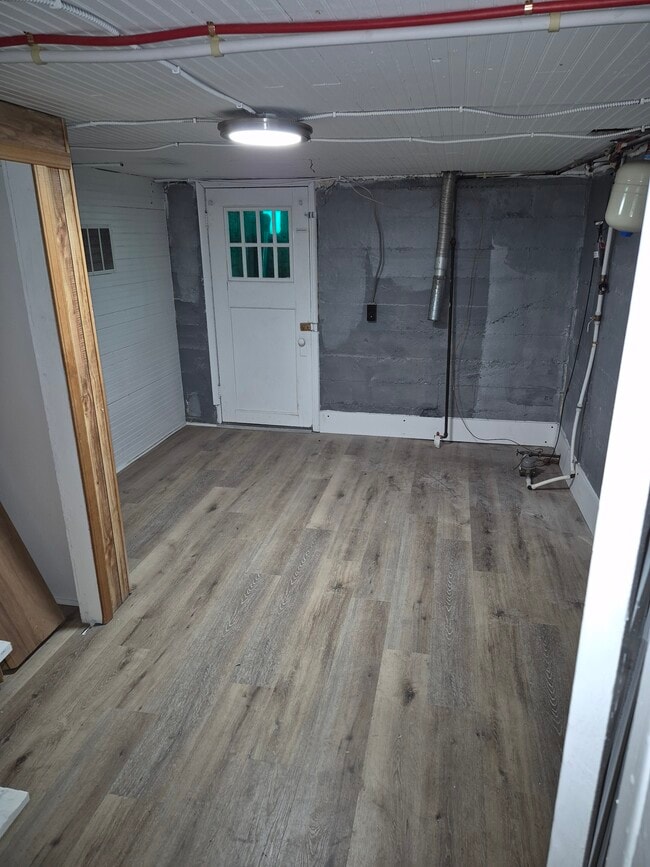 Building Photo - 412 A St