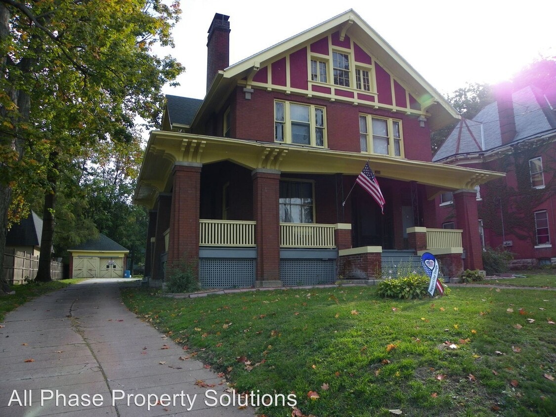 Foto principal - 1650 Vermont St