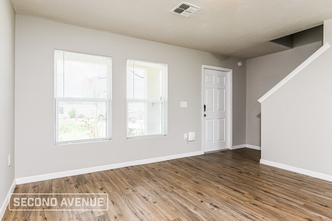 Building Photo - 2179 Rock Dr