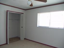 Bedroom - Royal Meadow Townhouse Apartments