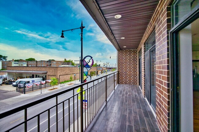 Foto del edificio - 2515 W Lawrence Ave