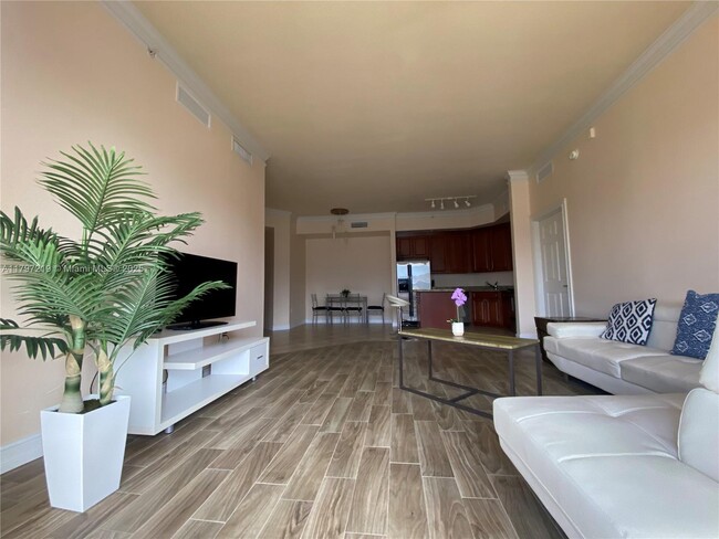 Foto del edificio - 3001 NE 185th St