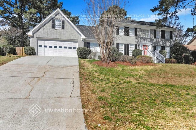 Building Photo - 4011 Colonial Dr SW