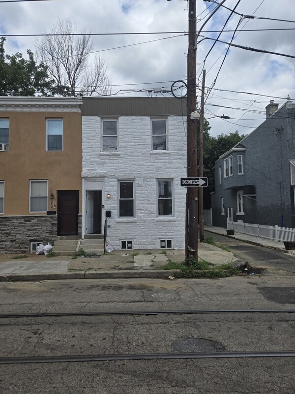 Foto del edificio - 4018 Ogden St