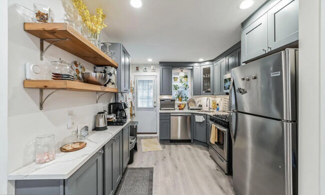 Foto del edificio - 2632 Gerritt St