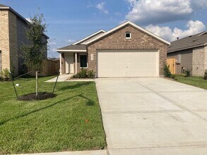 Building Photo - 17955 Valle Cupa Ln