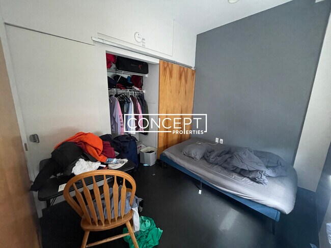 Foto del edificio - 160 E Berkeley St