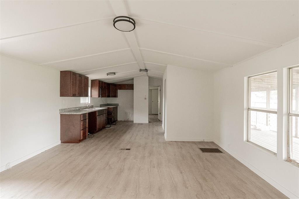 Primary Photo - 2422 Avilion Ct