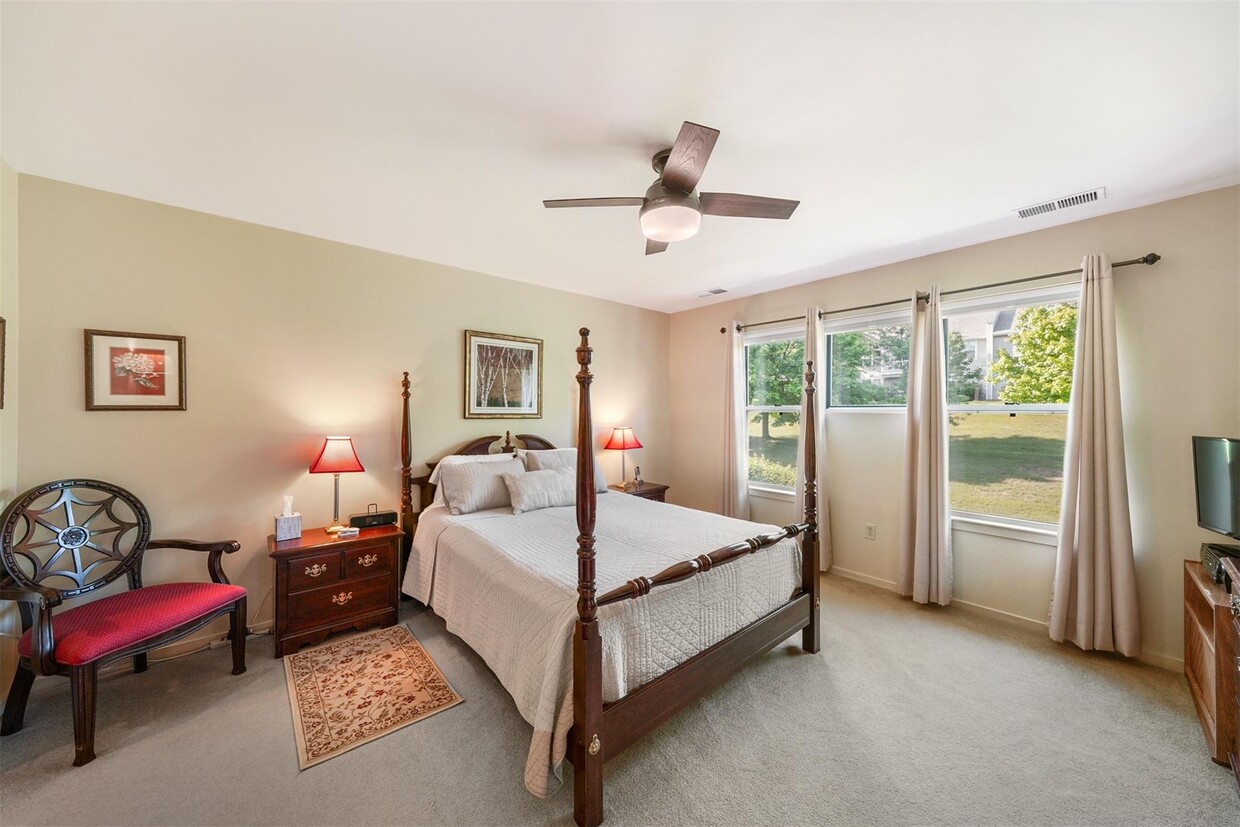 Foto principal - 406 Arlin Rd