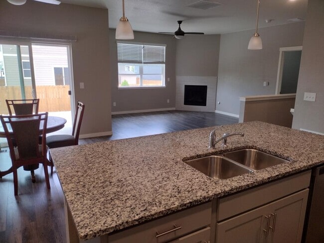 Building Photo - 14563 Piedmontese Dr