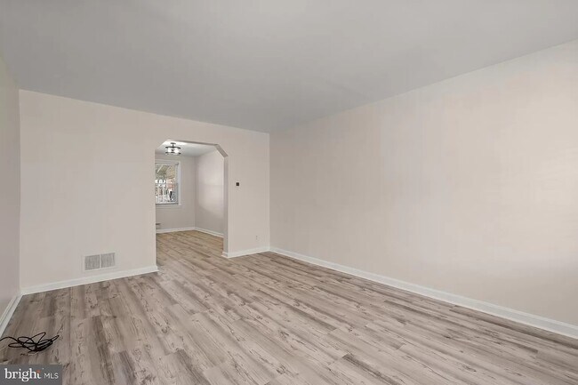 Foto del edificio - 708 Umbra St