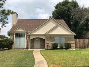 Building Photo - 1207 Paldao Dr