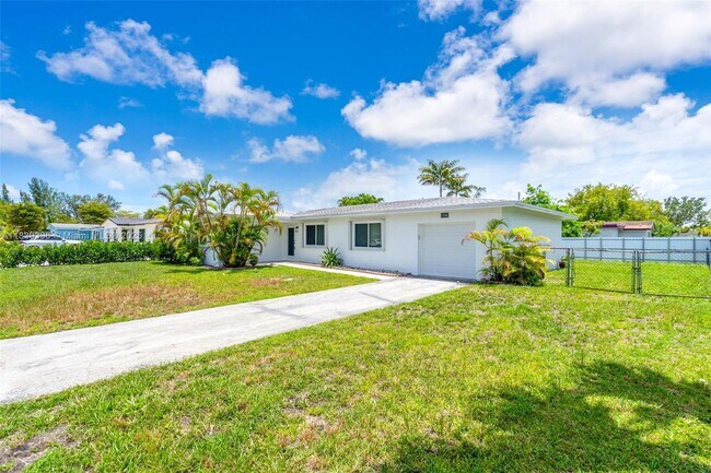 Foto del edificio - 13392 SW 66th Terrace