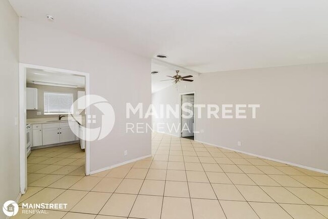 Building Photo - 5111 22nd St E, BRADENTON, FL 34203