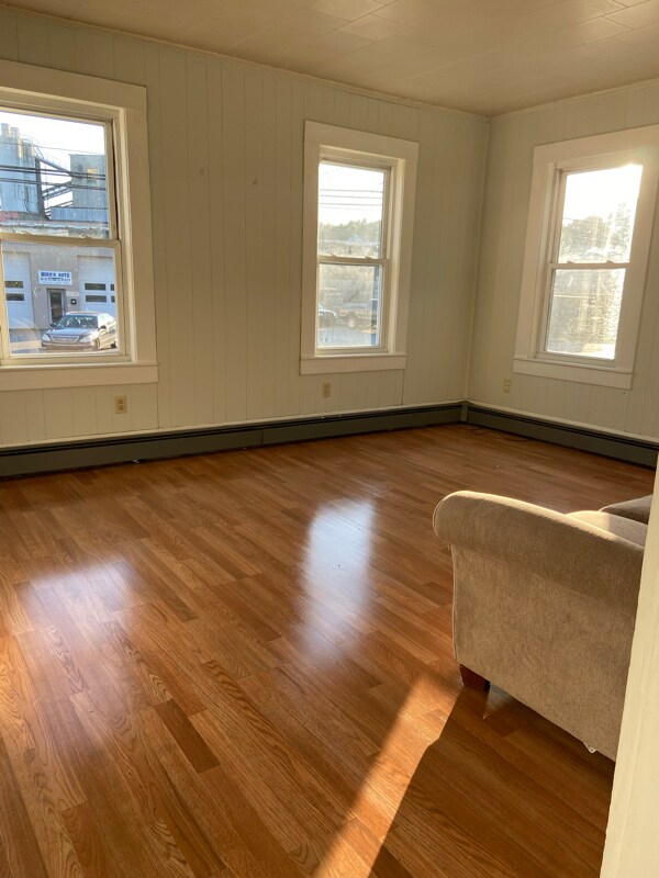 Building Photo - 244 E Broadway