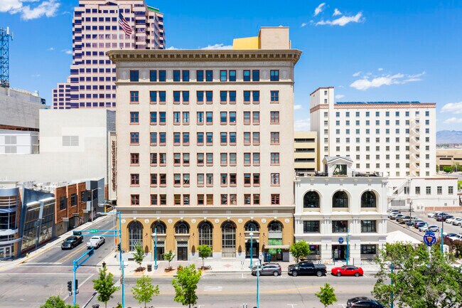 Foto del edificio - Sunrise Bank