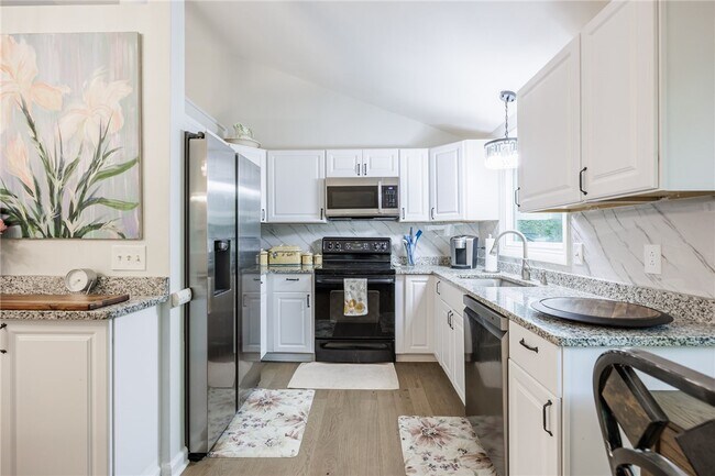 Foto del edificio - 148 Chestnut Hill Dr