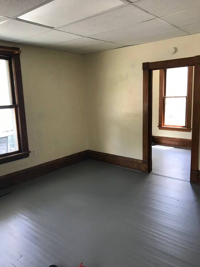 1024 Fennimore St, Fairmont, WV 26554 House Rental in Fairmont, WV