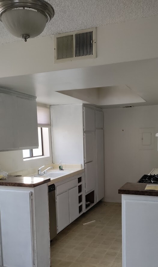 Kitchen revamped - 135 N Swall Dr