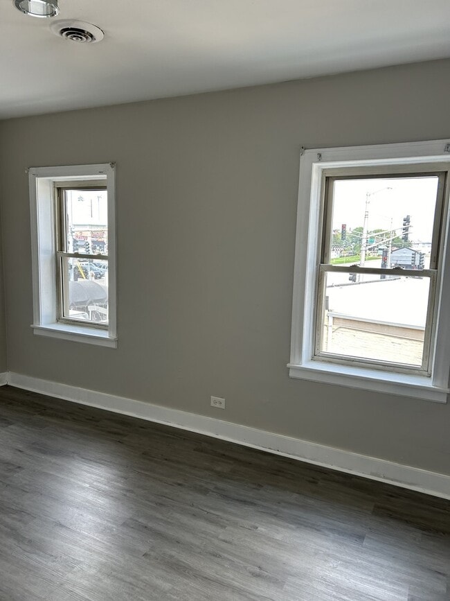 Building Photo - 171 25th Ave