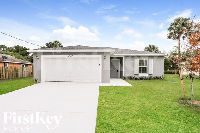 Foto principal - 4502 SW Yamada Dr