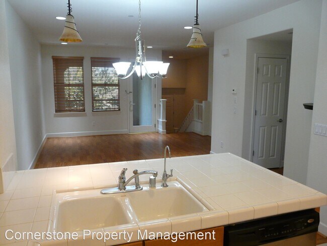 Building Photo - 2 br, 2 bath House - 1704 Lorient Terrace