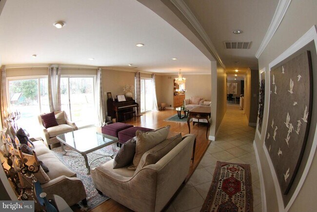 Foto del edificio - 1542 Crowell Rd