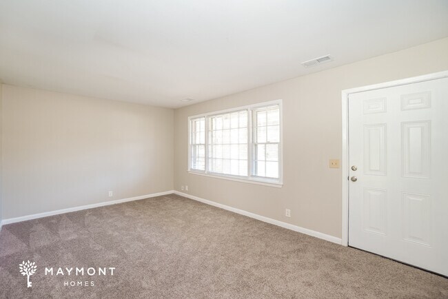 Building Photo - 108 Henrietta Dr