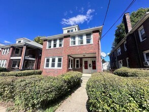 Building Photo - 87 Colborne Rd