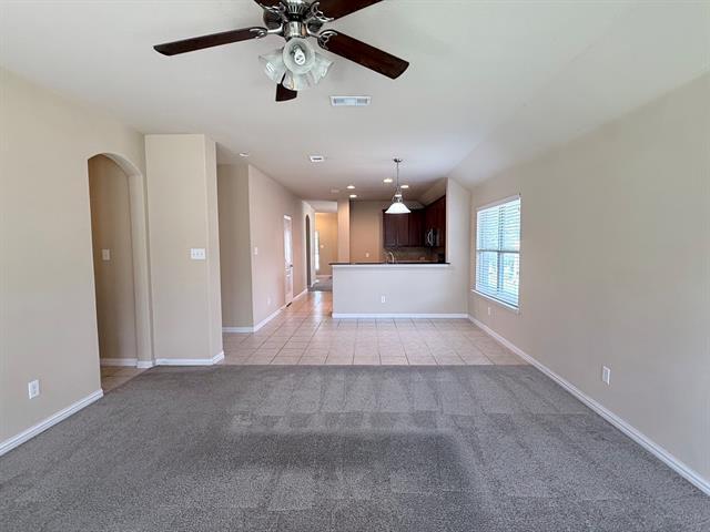 Building Photo - 616 Kinghaven Dr